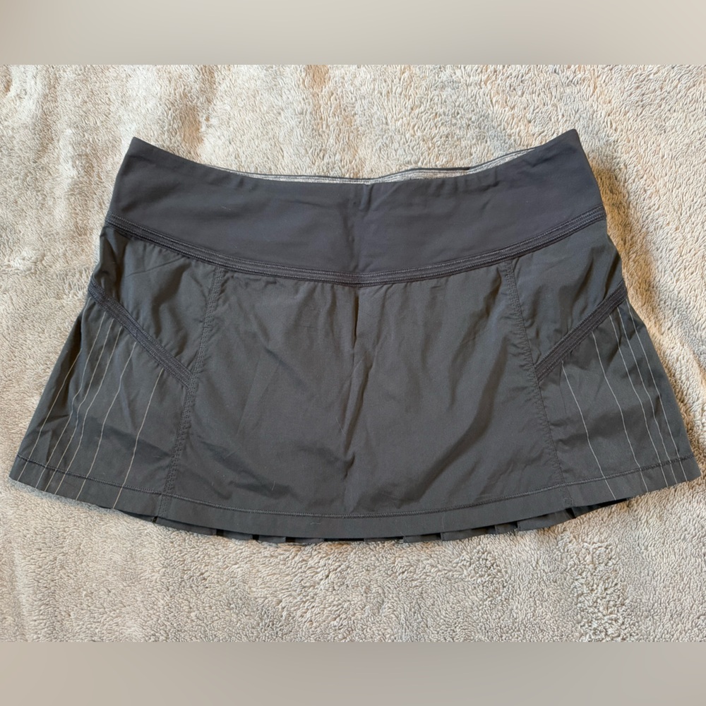 Lululemon size 10 golf skirt